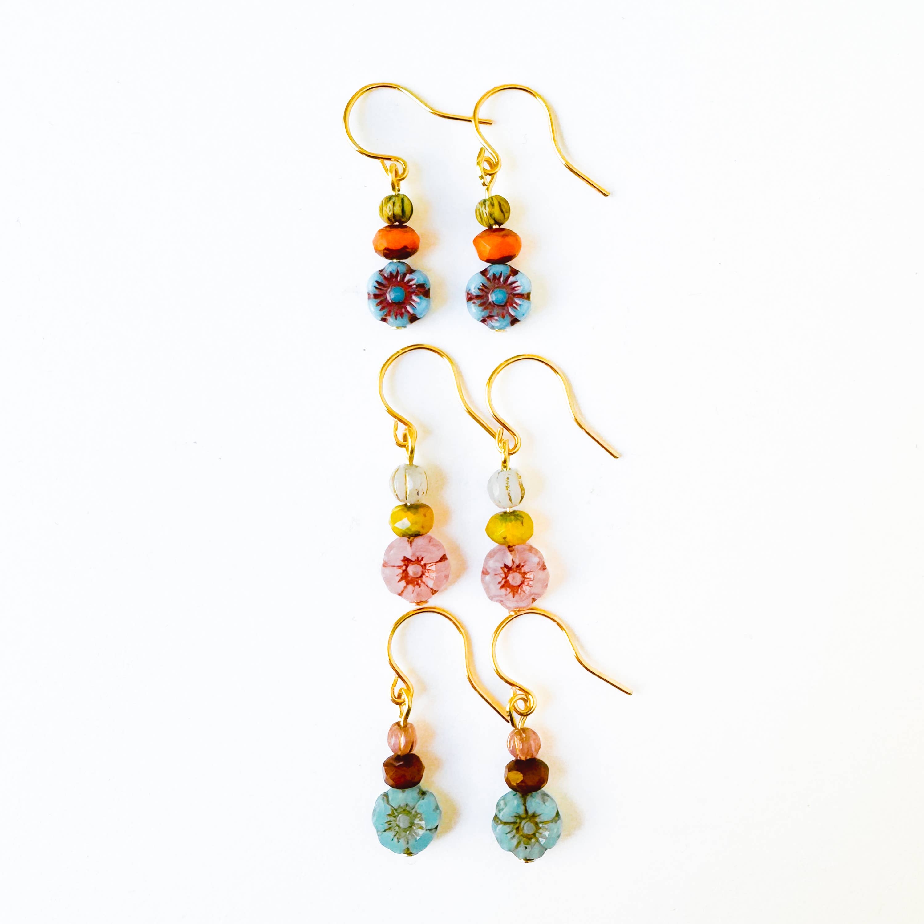 Nest Pretty Things - Charming Small Flower Earrings