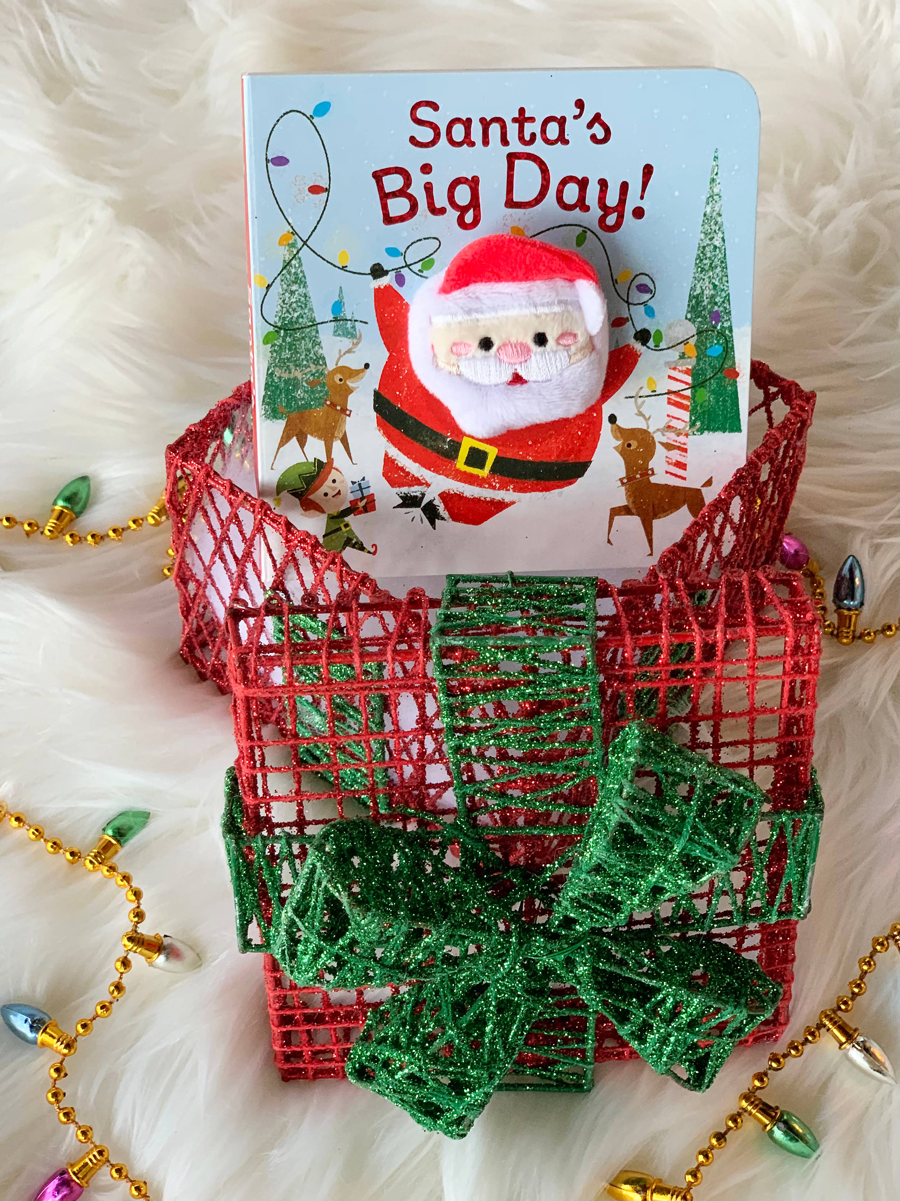 Cottage Door Press - Santa's Big Day Finger Puppet Board Book