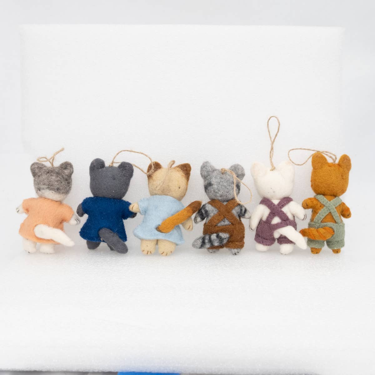 The Winding Road - Ornament - Anime Kitten