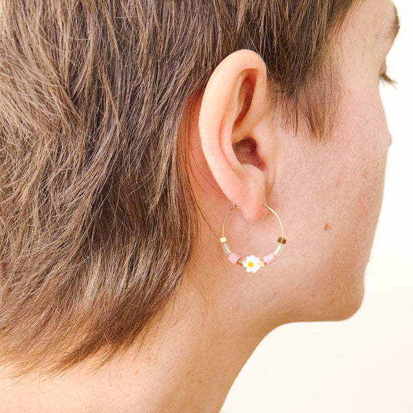 Nest Pretty Things - Gold Filled Hoops with Daisies, Recycled Glas Pink Beads