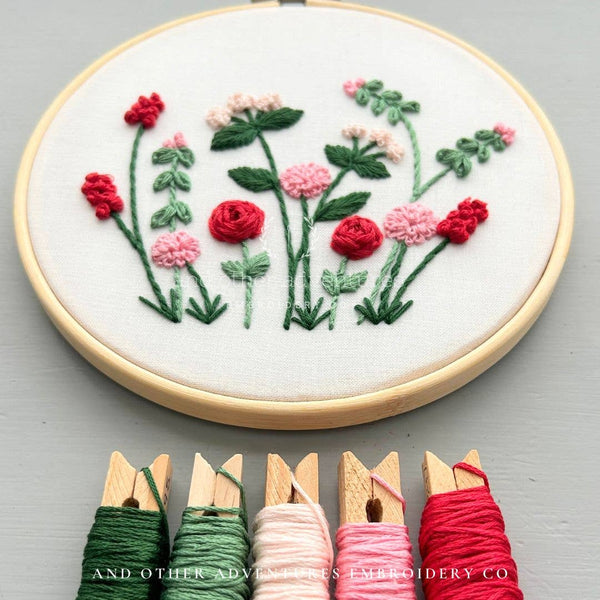 And Other Adventures Embroidery Co - Hand Embroidery Kit  - Jardín in Red