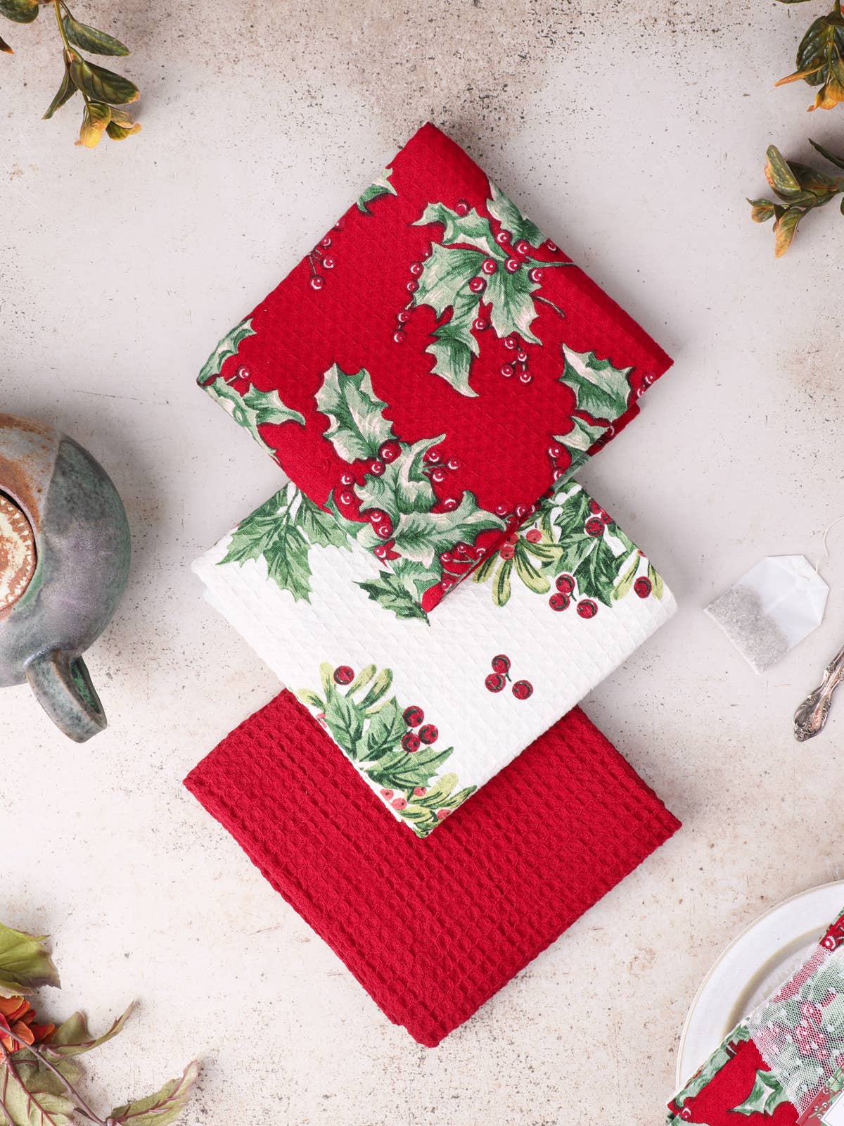 April Cornell - Holly Snow Patchwork Tea Towel Bundle Set of 3 - Multi