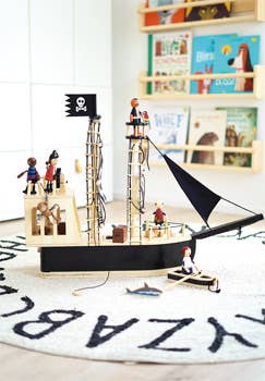 Hauck Toys - Small Foot Adventure Pirate Ship