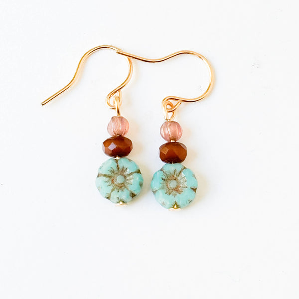 Nest Pretty Things - Charming Small Flower Earrings