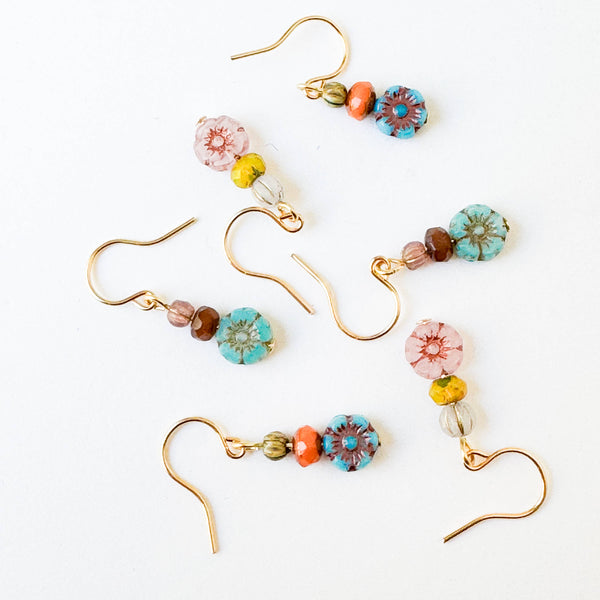 Nest Pretty Things - Charming Small Flower Earrings