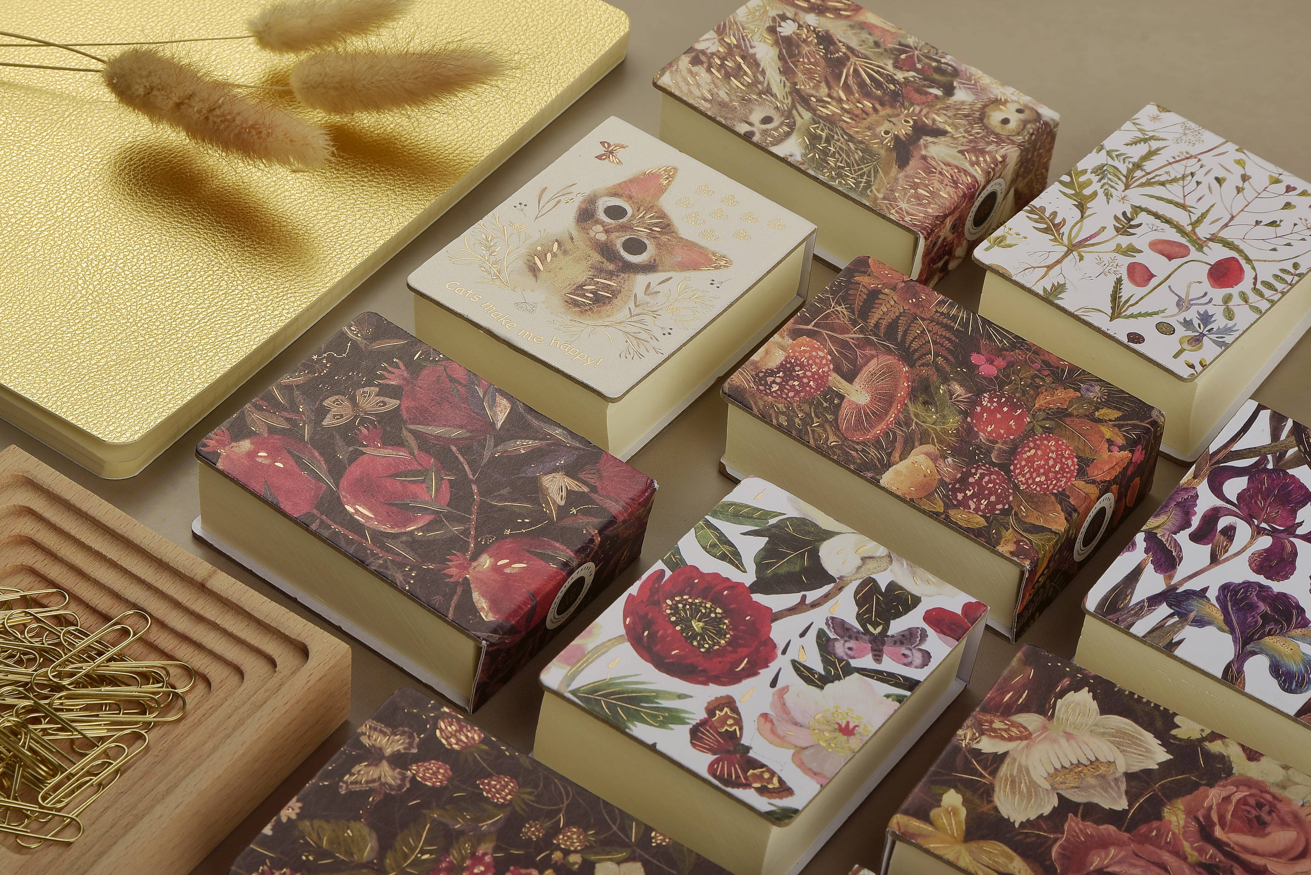 BV by Bruno Visconti - Tear-Away Notepad - Lush Bouquet 
